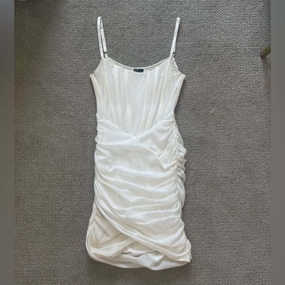 REVOLVE OW Collection Diana Mini Dress - Picture 4 of 5